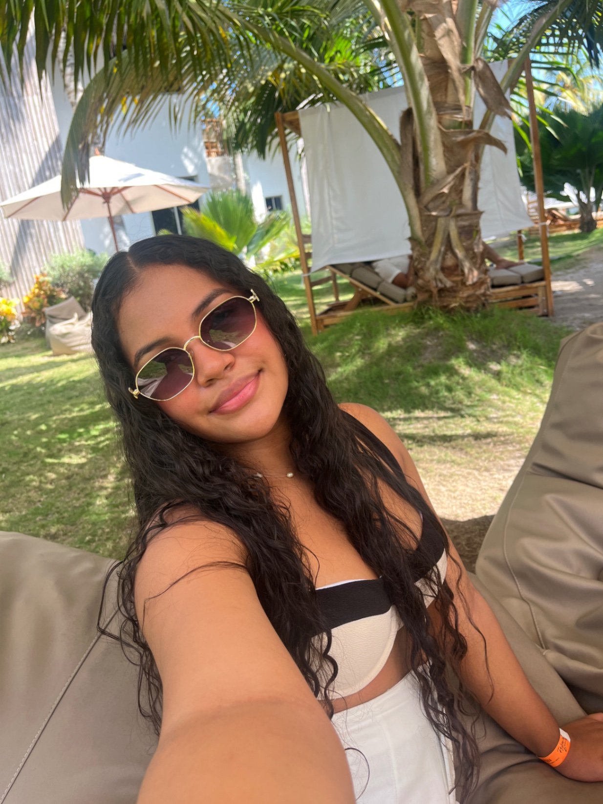 Glasses Cartagena - Miu octagonal negra dorada